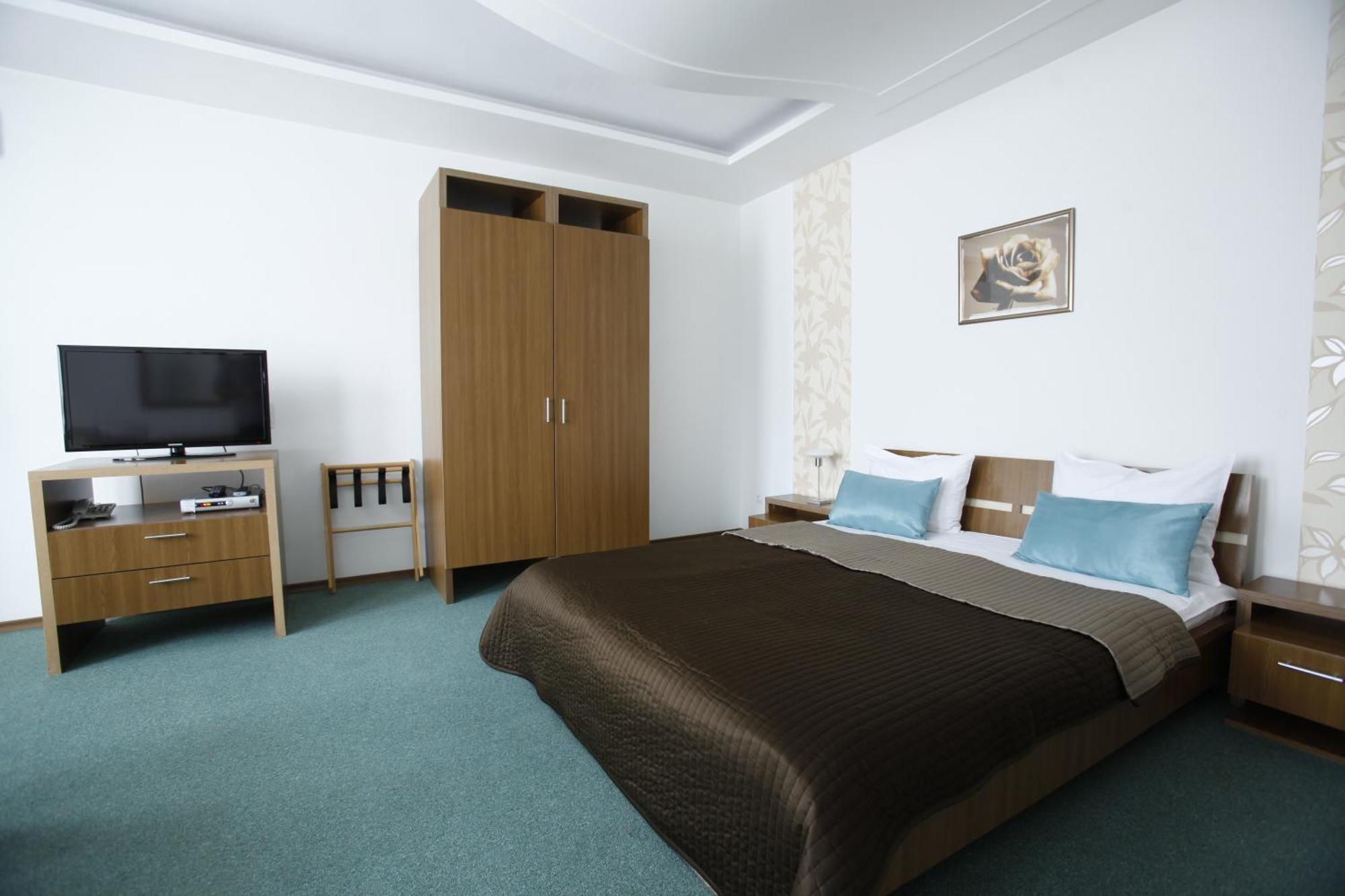 Hotel Roberto 3*